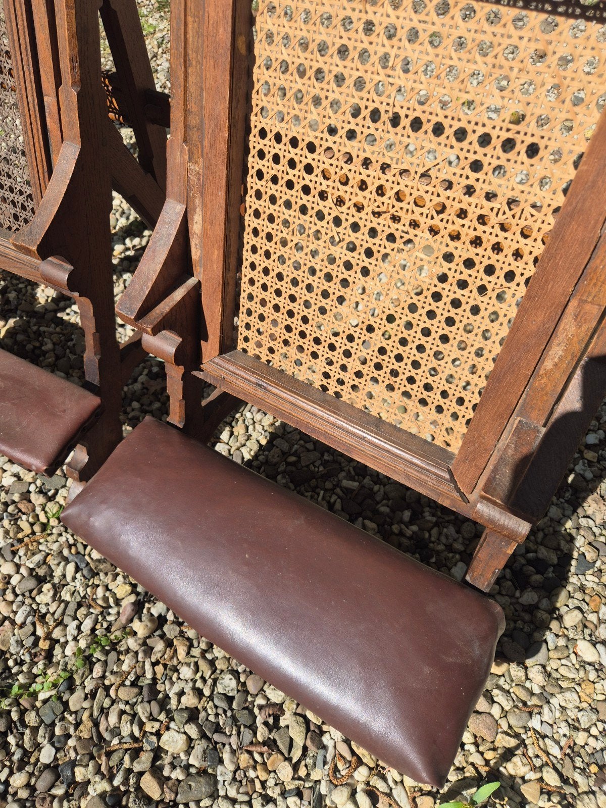 Bidstoelen, Ophalen