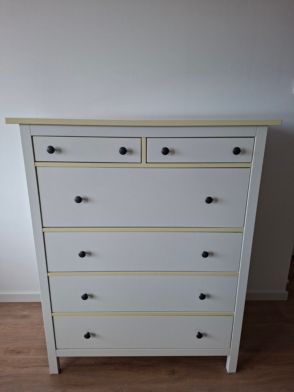 Te koop: IKEA Hemnes Ladekast (Nieuwstaat), Huis en Inrichting, Ophalen, 100 tot 150 cm, 5 laden of meer, Zo goed als nieuw