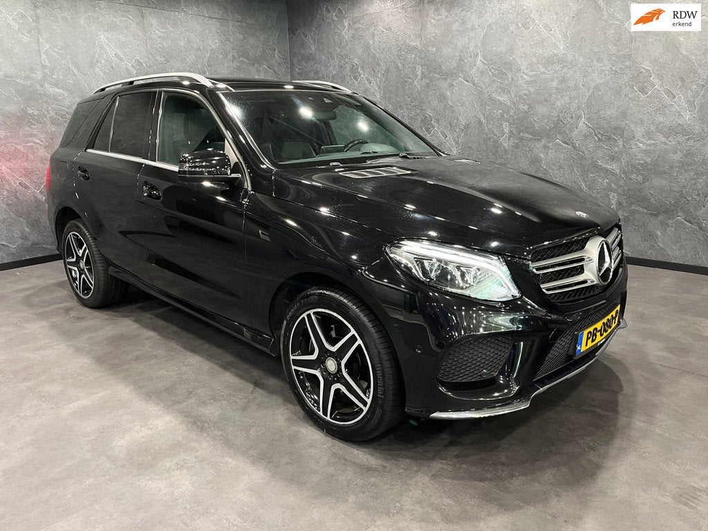 Mercedes-Benz GLE-klasse 350 d 4MATIC 258 PK AMG PANO LED, Auto's, Automaat, 2950 kg, 15 km/l, Gebruikt