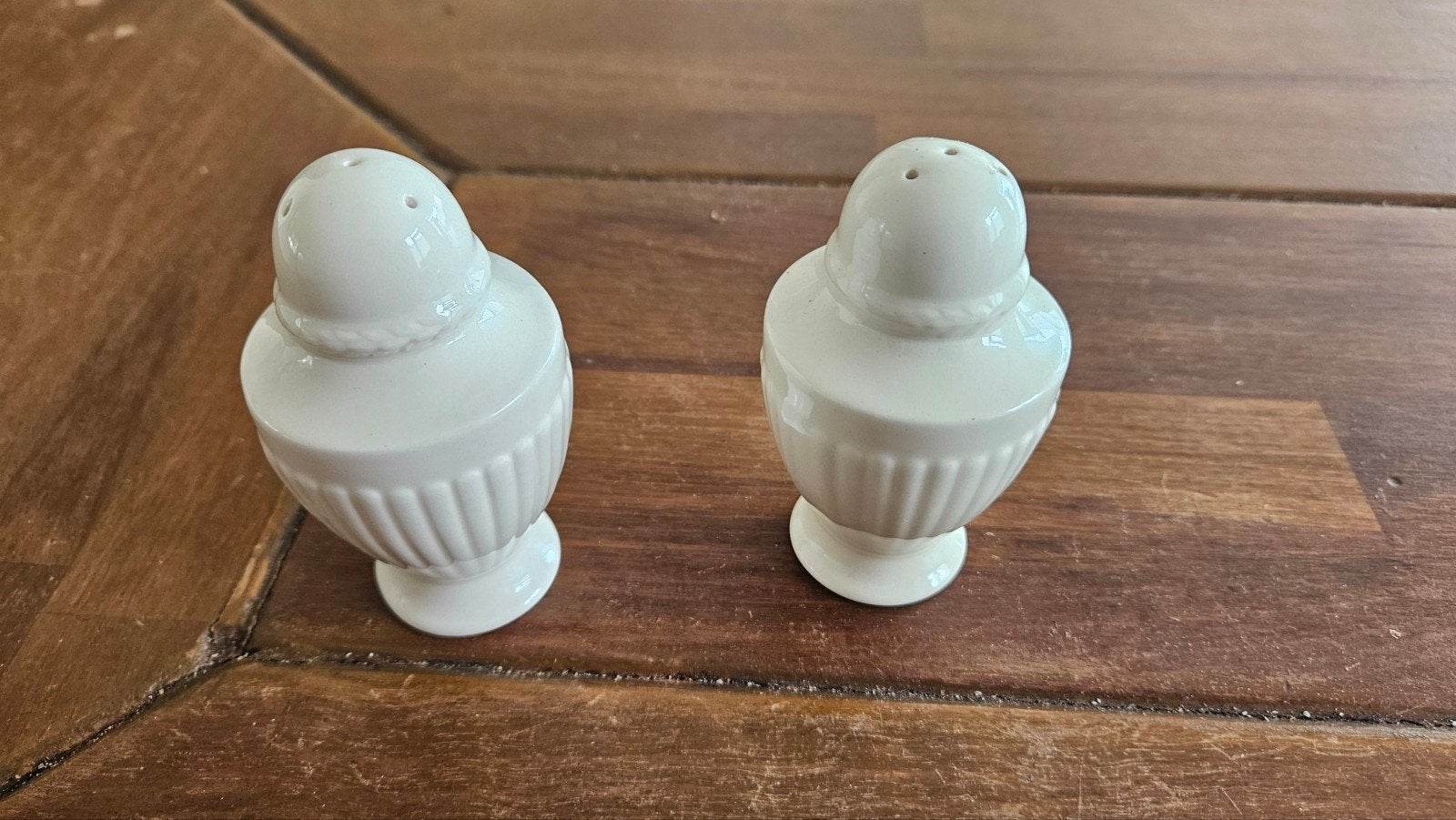 Wedgwood Edme Peper en Zout stel., Huis en Inrichting, Keuken | Servies, Overige typen, Ophalen of Verzenden, Zo goed als nieuw