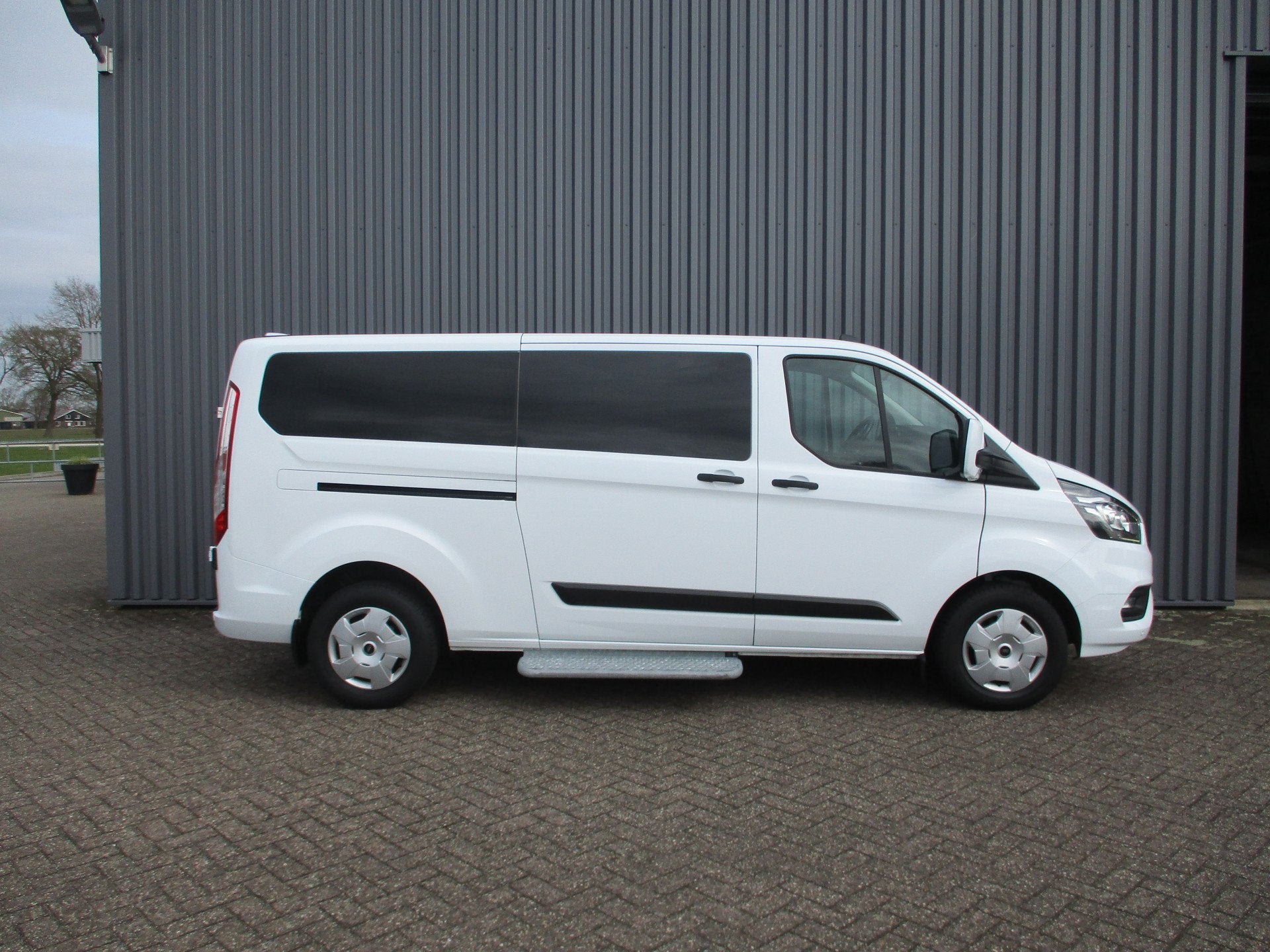 Ford Transit Custom 2.0 TDCI L2 Trend Airco Personenbus 9 pe, Voorwielaandrijving, 1987 kg, Stof, Gebruikt