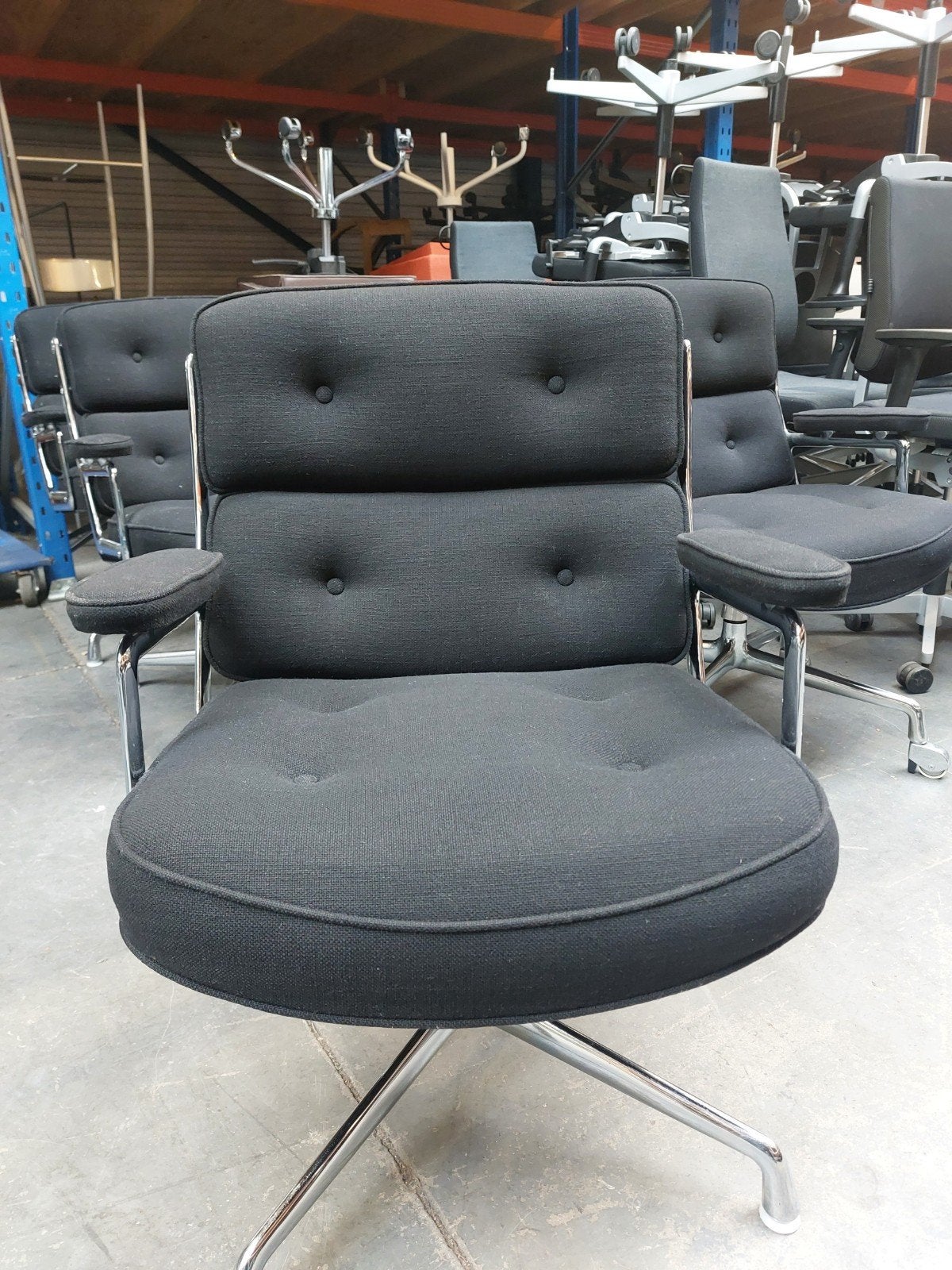Vitra / Herman Miller Loby Chair - Zwart, Ophalen of Verzenden, Gebruikt