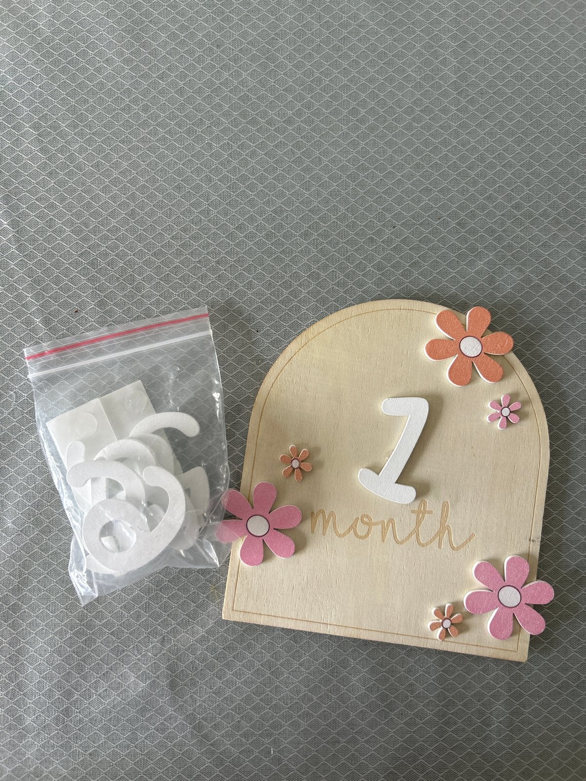 Baby mijlpaalbordje met cijfers 1-12 maanden, Kinderen en Baby's, Ophalen of Verzenden, Nieuw