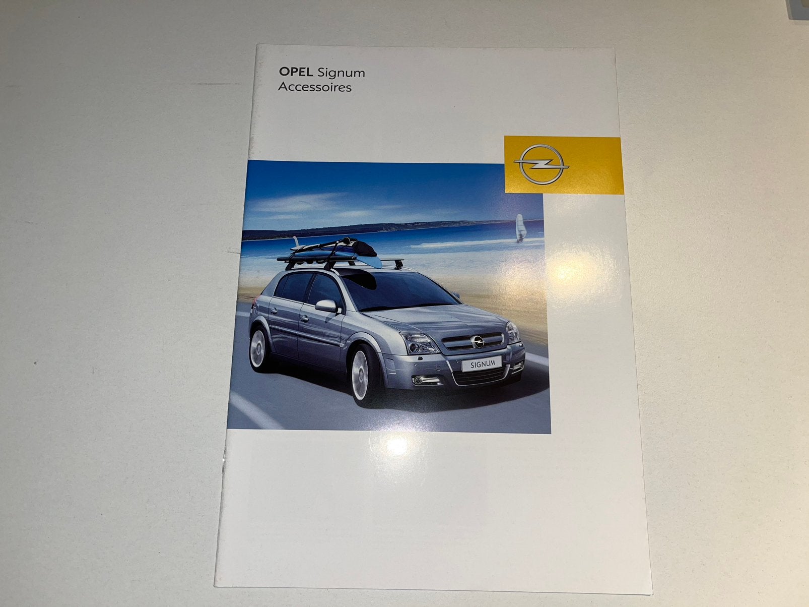 Folder Opell Signum accessoires 2003, Boeken, Auto's | Folders en Tijdschriften, Ophalen of Verzenden, Opel