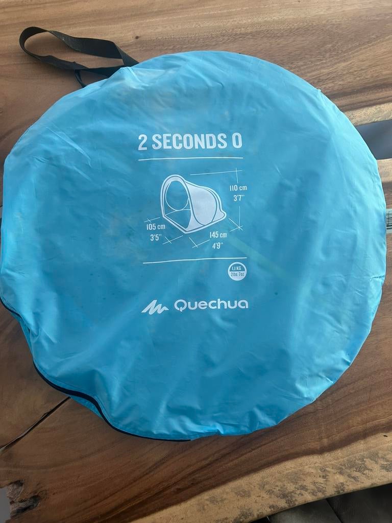 Quechua tent baby, Caravans en Kamperen, Tenten, Ophalen, Zo goed als nieuw, Tot en met 2