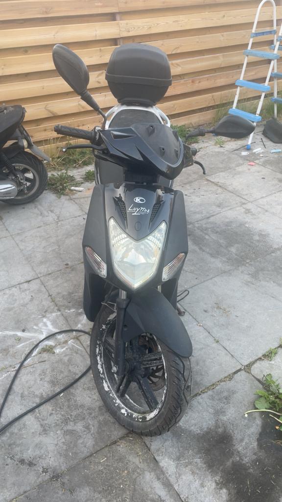 Kymco agility city 50 4 takt zonder 123, Fietsen en Brommers, Scooters | SYM, Gebruikt, Overige modellen, Ophalen of Verzenden