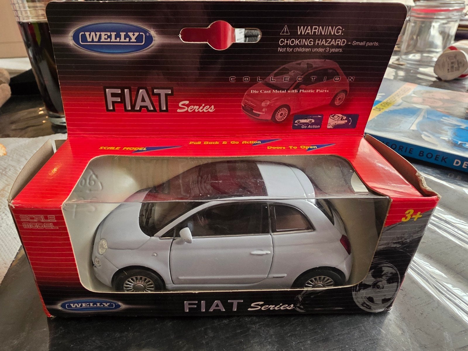 Welly Fiat 500 schaalmodel - Nieuw in doos, Hobby en Vrije tijd, Modelauto's | 1:43, Ophalen of Verzenden