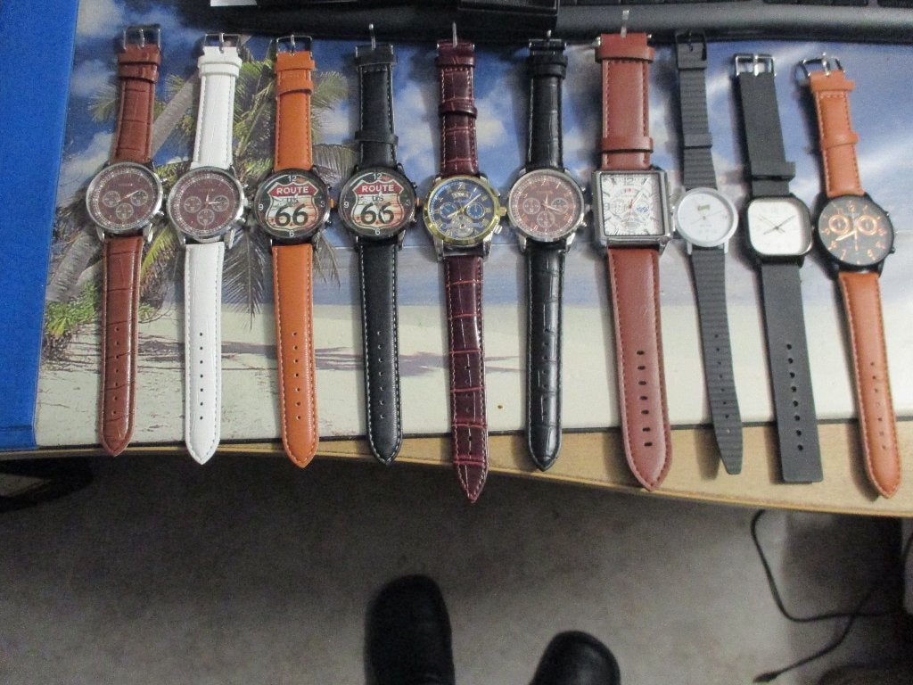 NIEUWE JAPANSE HORLOGES QUARTZ LEREN BANDJE NU €12,50 p/st, Sieraden, Tassen en Uiterlijk, Horloges | Heren, Overige merken, Leer