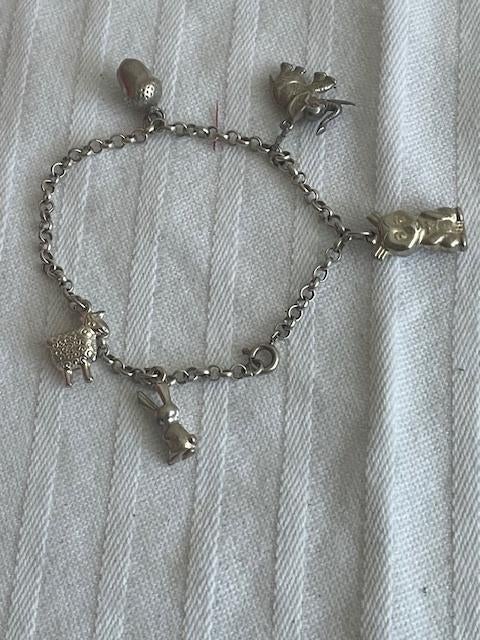 Zilveren Bedelarmband met 5 Bedels, Ophalen of Verzenden, Zilver, Armband