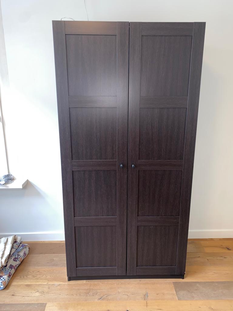 IKEA kledingkast 2 deuren zwartbruin 100x200cm, Huis en Inrichting, Kasten | Kledingkasten, Ophalen