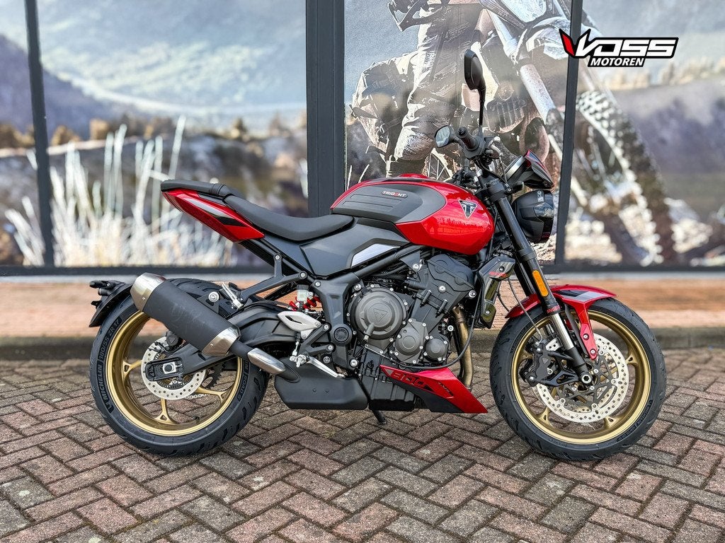Triumph TRIDENT 800 (bj 2026), Triumph Motocycles, Bedrijf, Triumph.Benelux@triumph.co.uk, De Droogmakerij 40A
1851 LX   Heiloo, NL