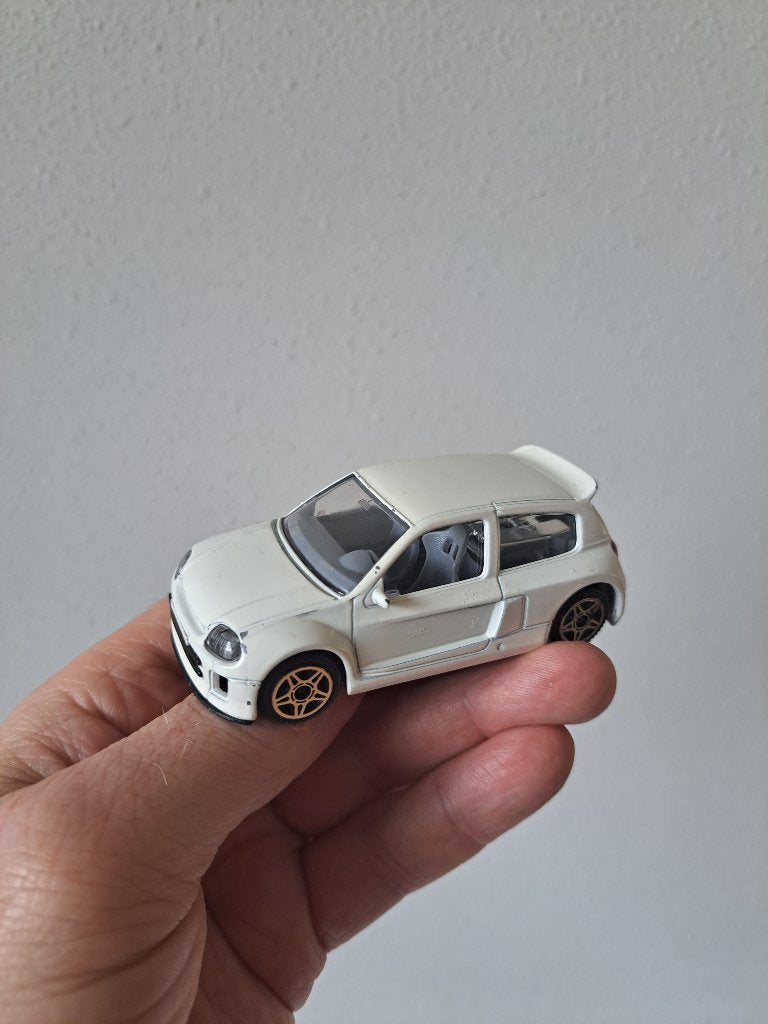 Renault Super Clio V6 Sport 1:43 Bburago 41960, Ophalen of Verzenden, Zo goed als nieuw, Auto