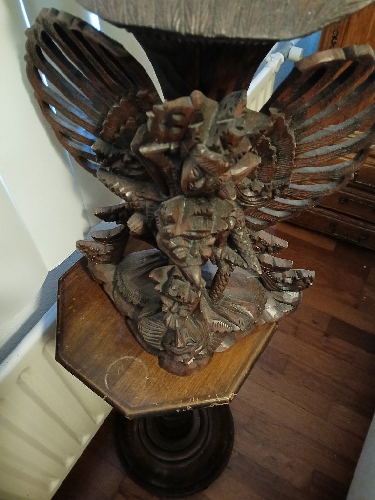 Houtsnijwerk garuda, Antiek en Kunst, Kunst | Beelden en Houtsnijwerken, Houtsnijwerk, Ophalen of Verzenden, Handgemaakt, 20 - 50 cm