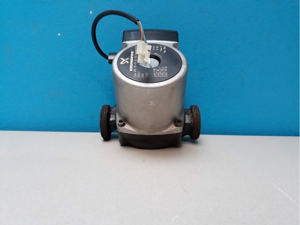 Cv Pomp Remeha Quinta 65 KW UPS 25-70 S3 130 S54759, Doe-het-zelf en Verbouw, Verwarming en Radiatoren, Niet ingevuld, Gebruikt