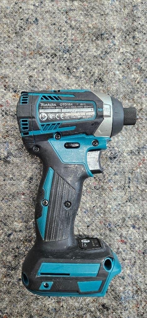 makita slagschroevendraaier 18 volt, Gebruikt, Variabele snelheid, Ophalen of Verzenden, Boor- en Schroefmachine