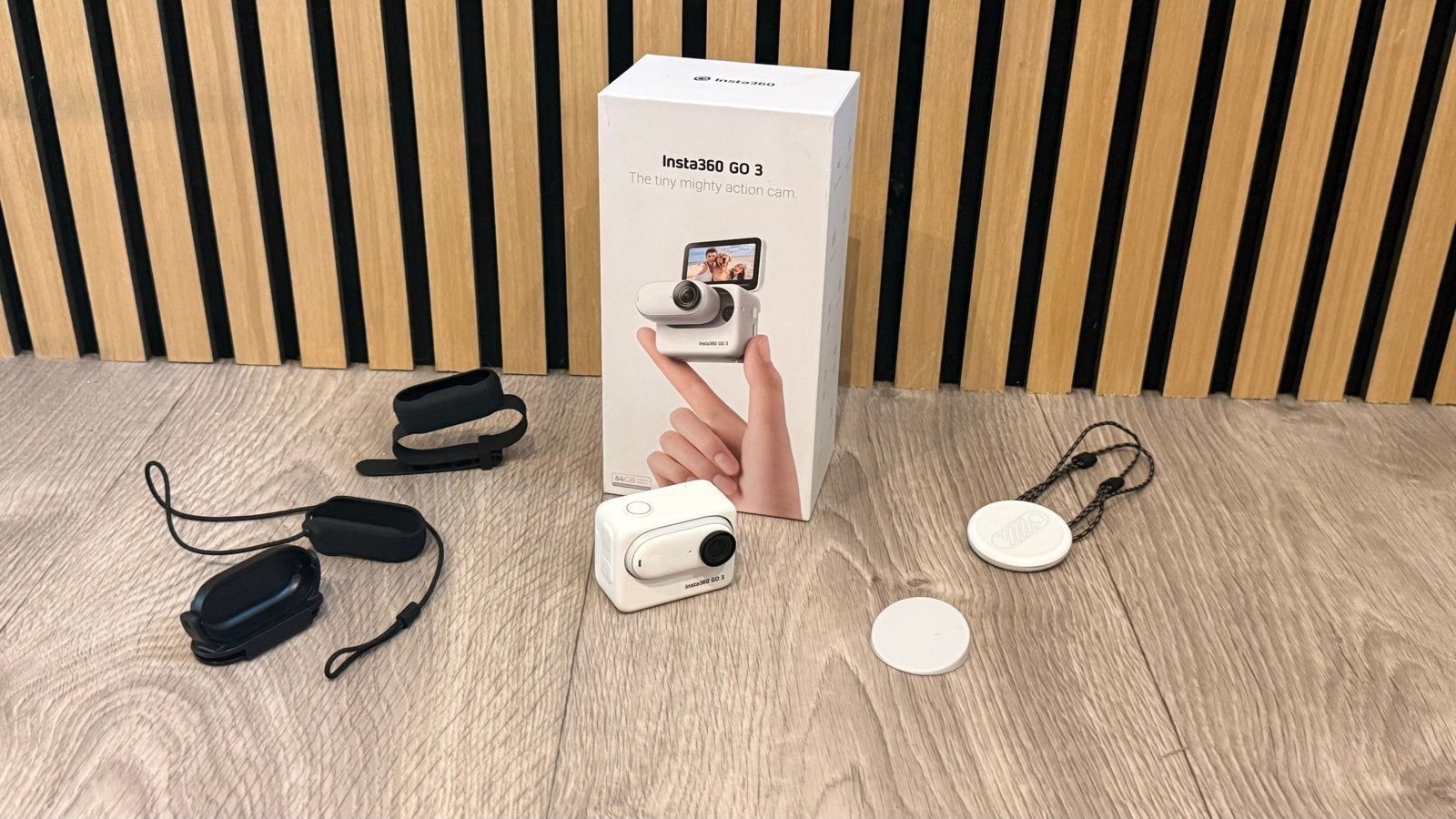 Insta360 GO3 - Compacte Actiecamera met Accessoires, Ophalen of Verzenden, Zo goed als nieuw, Overige merken