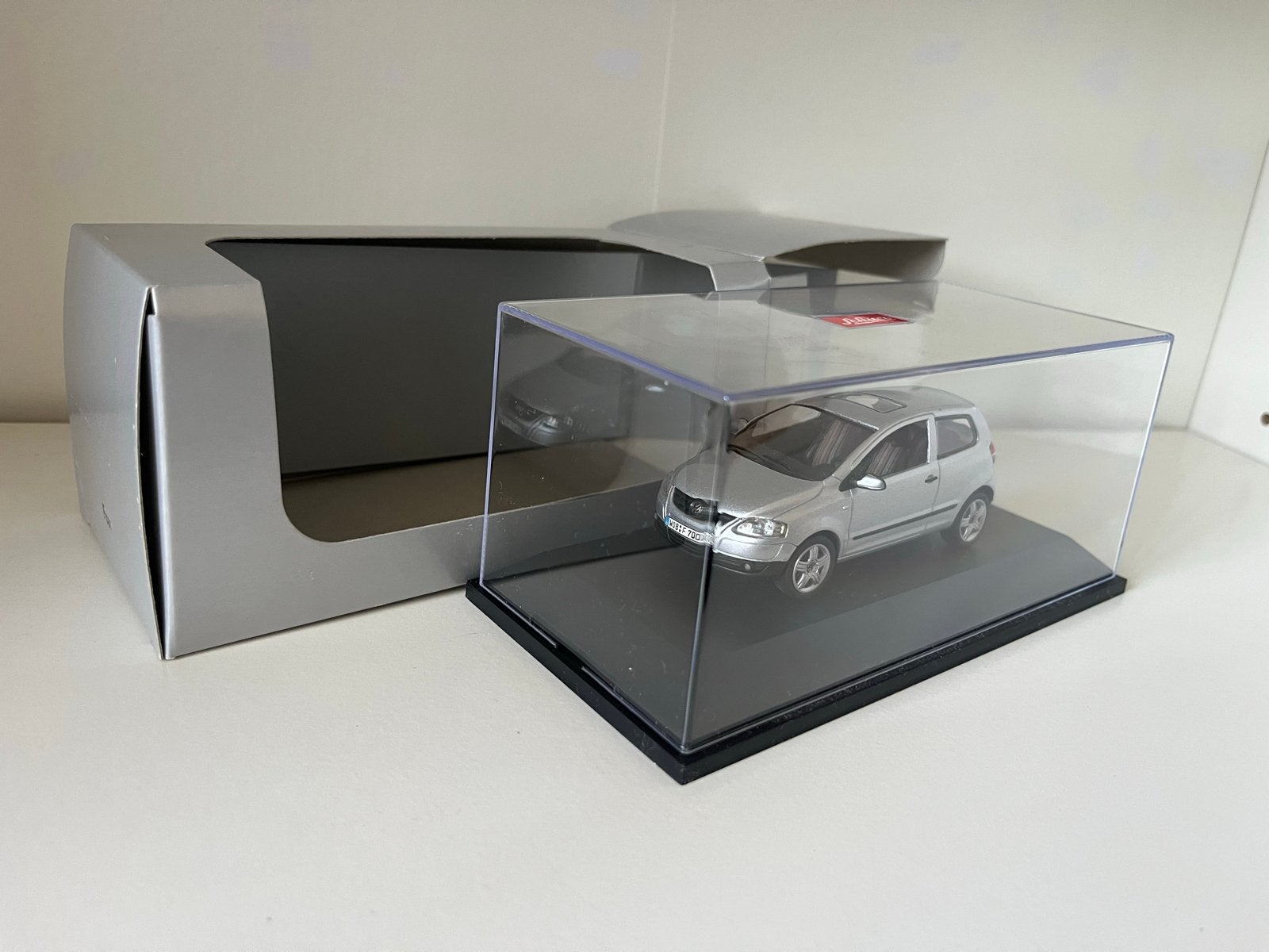 Volkswagen Fox 1:43 Schuco in OVP, Hobby en Vrije tijd, Modelauto's | 1:43, Ophalen of Verzenden, Nieuw, Auto, Schuco