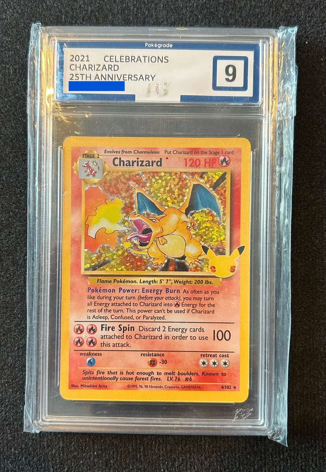 Pokémon Kaart Charizard 4/102 Holo Celebrations PG 9, Ophalen of Verzenden, Zo goed als nieuw, Losse kaart