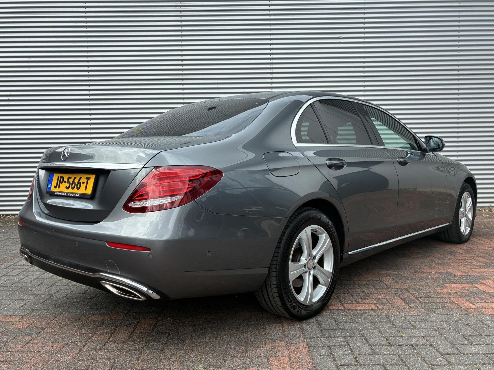 Mercedes E-klasse E200 Widescreen Head-up Cruise Led Nl Auto, Automaat, Achterwielaandrijving, Gebruikt, 4 cilinders