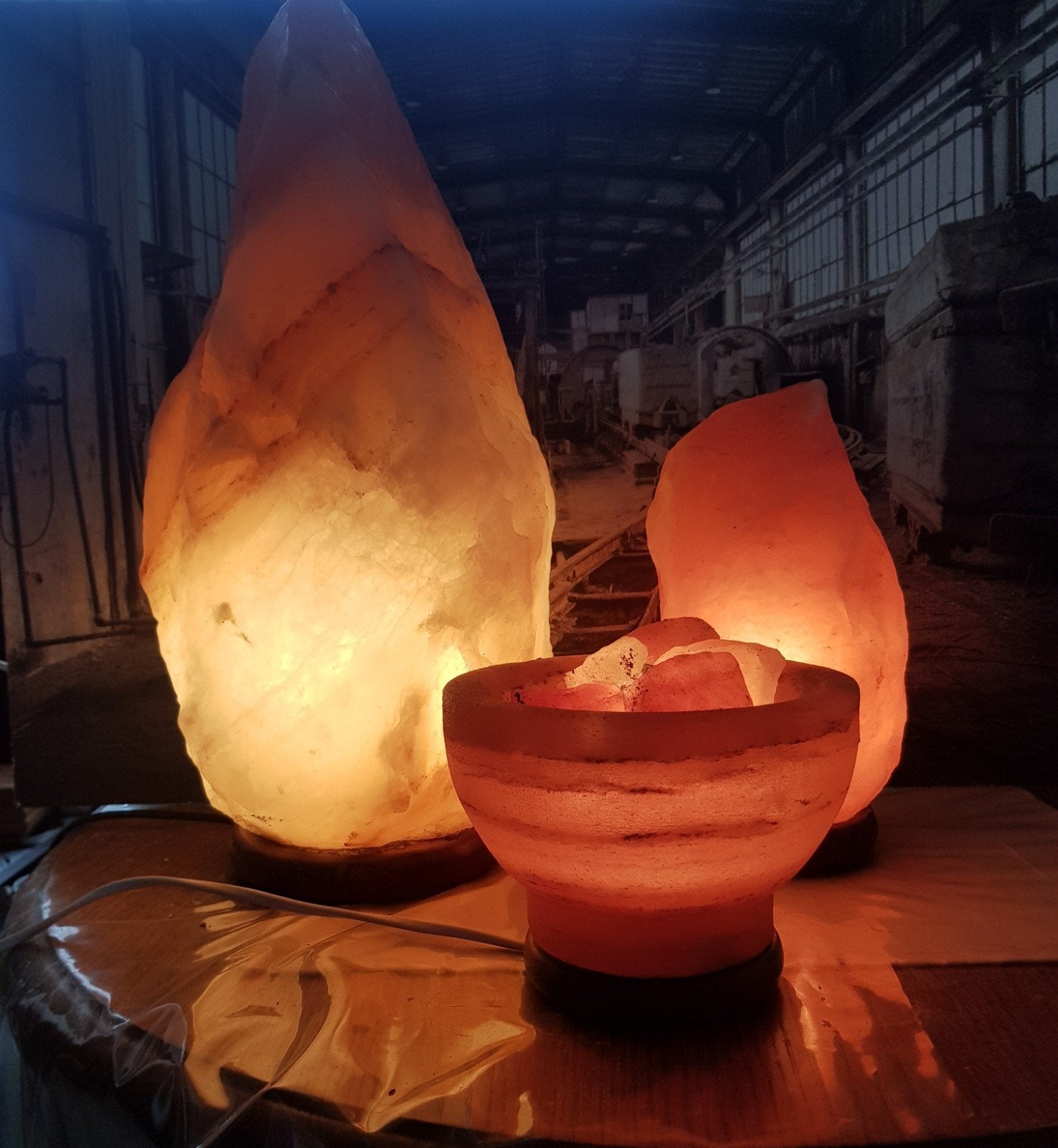 Himalaya zoutlampen., Ophalen, Zo goed als nieuw, Zoutlamp, Inclusief lichtbron