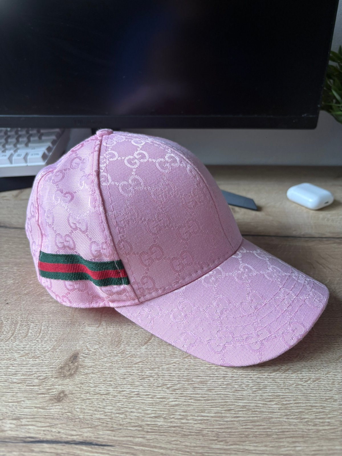 Gucci pet Turkije roze, Ophalen of Verzenden, Zo goed als nieuw, One size fits all