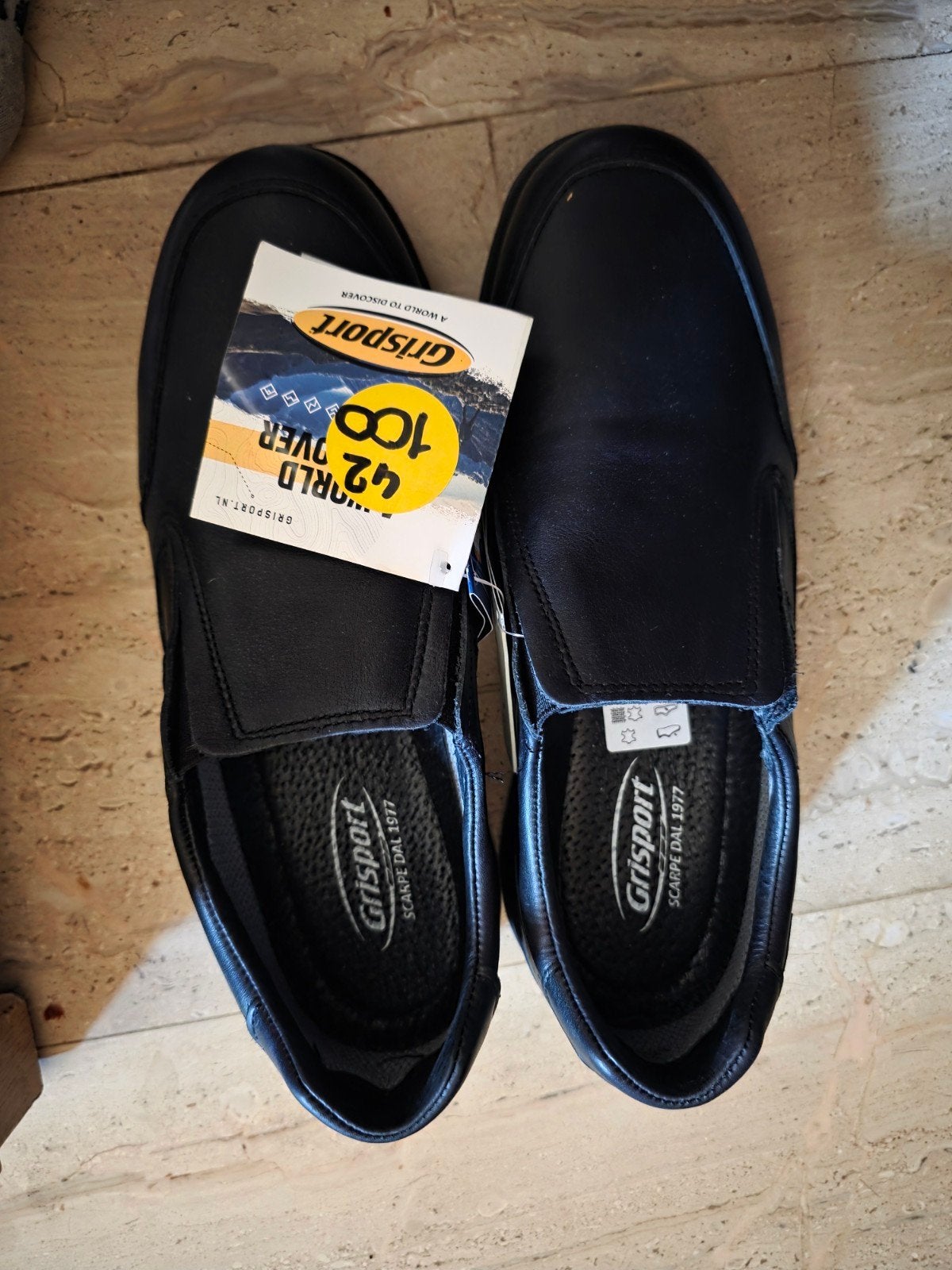 Diverse schoenen en kleding, bijna alles nieuw!, Kleding | Dames, Schoenen, Ophalen of Verzenden