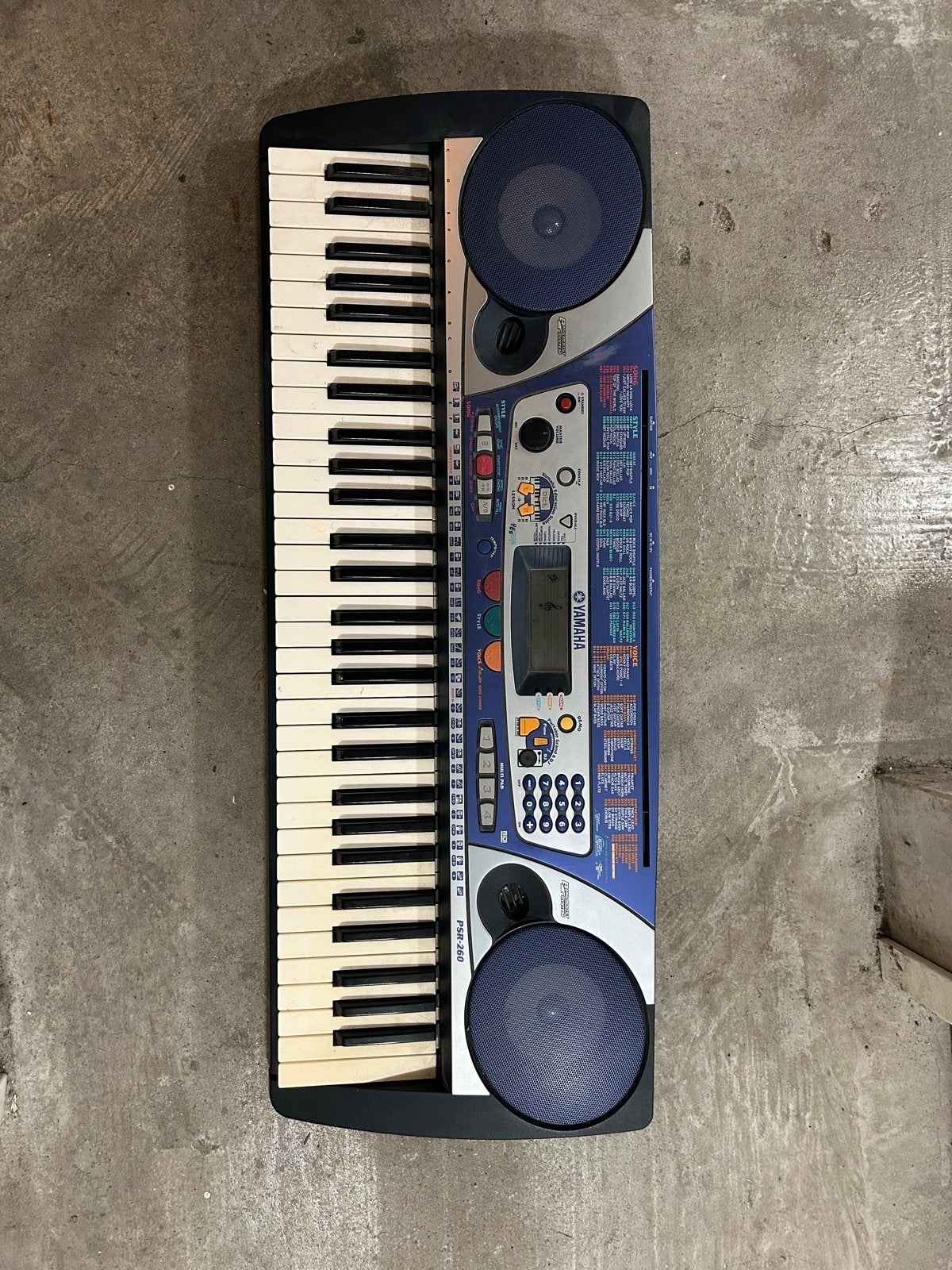 Yamaha PSR-240 Keyboard - Ideaal voor beginners, Muziek en Instrumenten, Keyboards, Ophalen, 61 toetsen, Gebruikt, Midi-aansluiting