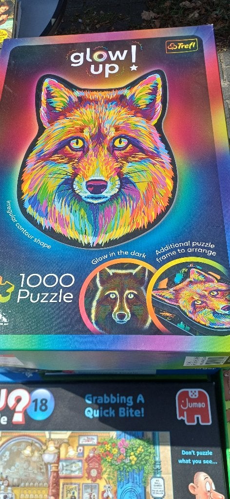 Glow in the dark wolf puzzel - Vrije vorm, 1000 stukjes, Hobby en Vrije tijd, Ophalen, 500 t/m 1500 stukjes, Zo goed als nieuw