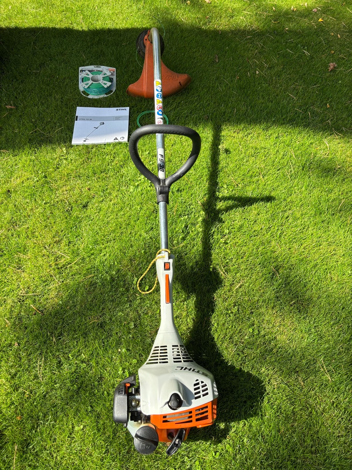 Stihl FS 38 Benzine Grastrimmer - Zo goed als nieuw, Ophalen of Verzenden, Zo goed als nieuw, 30 tot 50 cm, Benzine