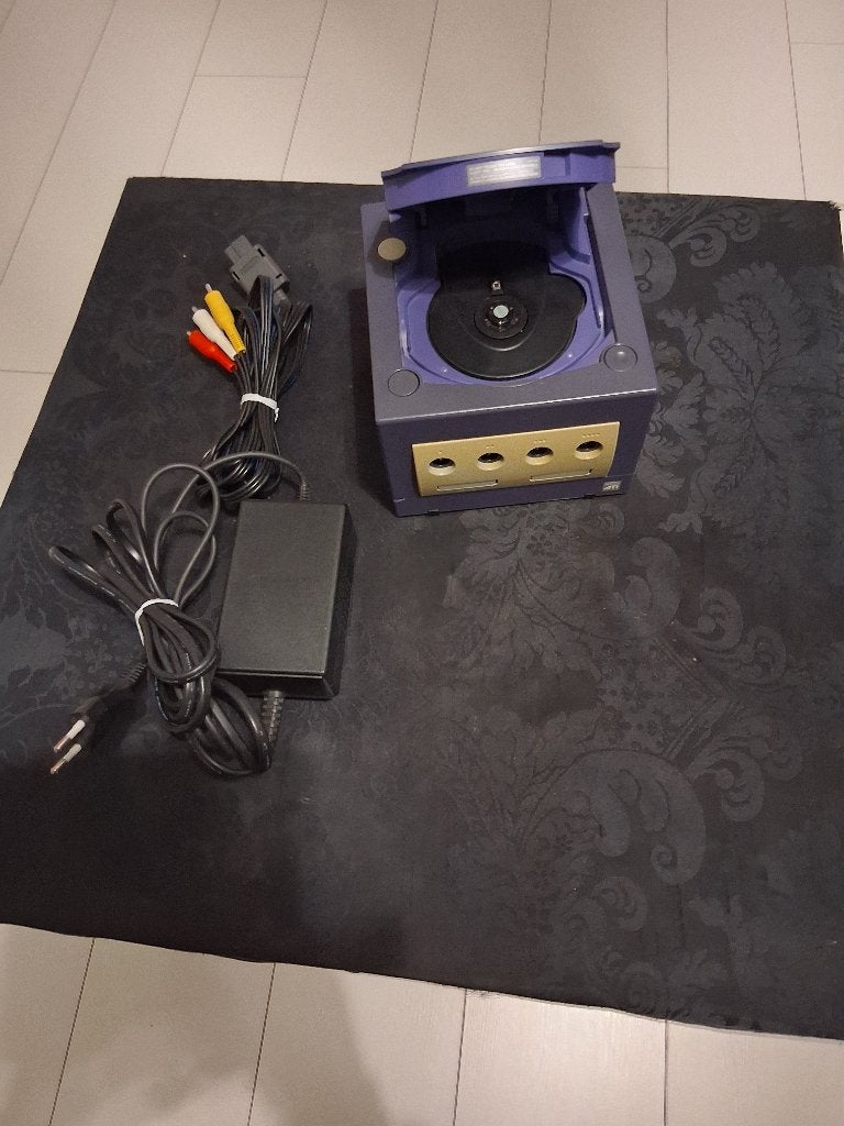 Game cube, Ophalen of Verzenden, Gebruikt, Paars, Zonder controller