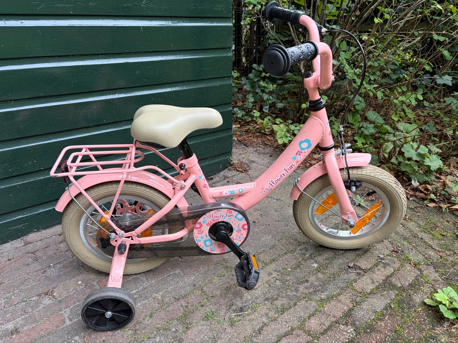 Loekie Flower Fun kinderfiets 14 inch met zijwieltjes, Fietsen en Brommers, Ophalen, Zijwieltjes, Gebruikt, Velgrem