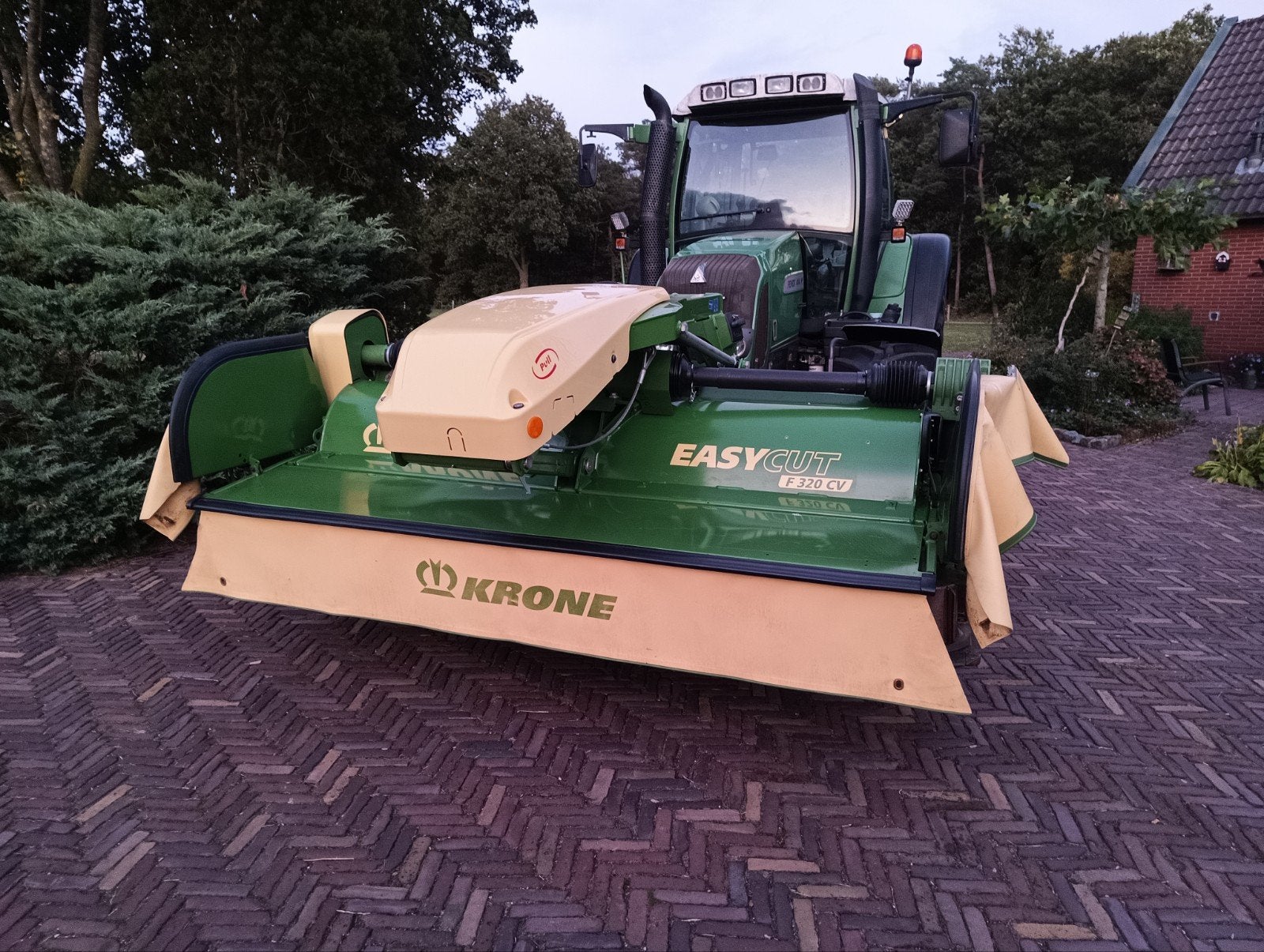 Krone easycut F320cv pull, bj 2022, Zakelijke goederen, Ophalen, Weidebouw