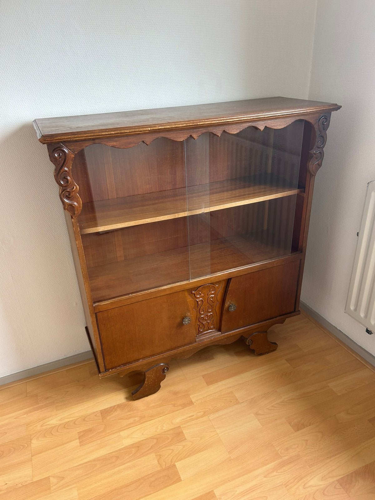 Antieke houten boekenkast met glazen schuifdeuren, Ophalen