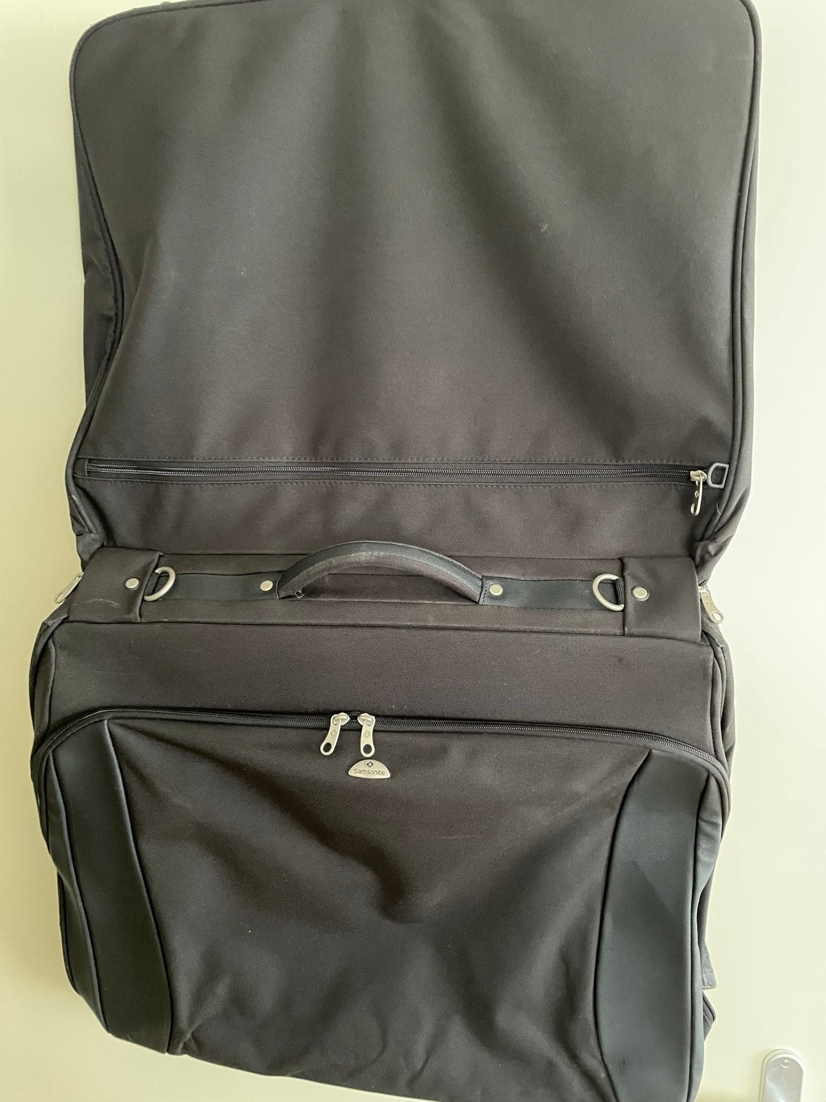 Samsonite Kostuumreistas - Zo goed als nieuw, 30 cm of meer, Zwart, Zo goed als nieuw, 75 cm of meer