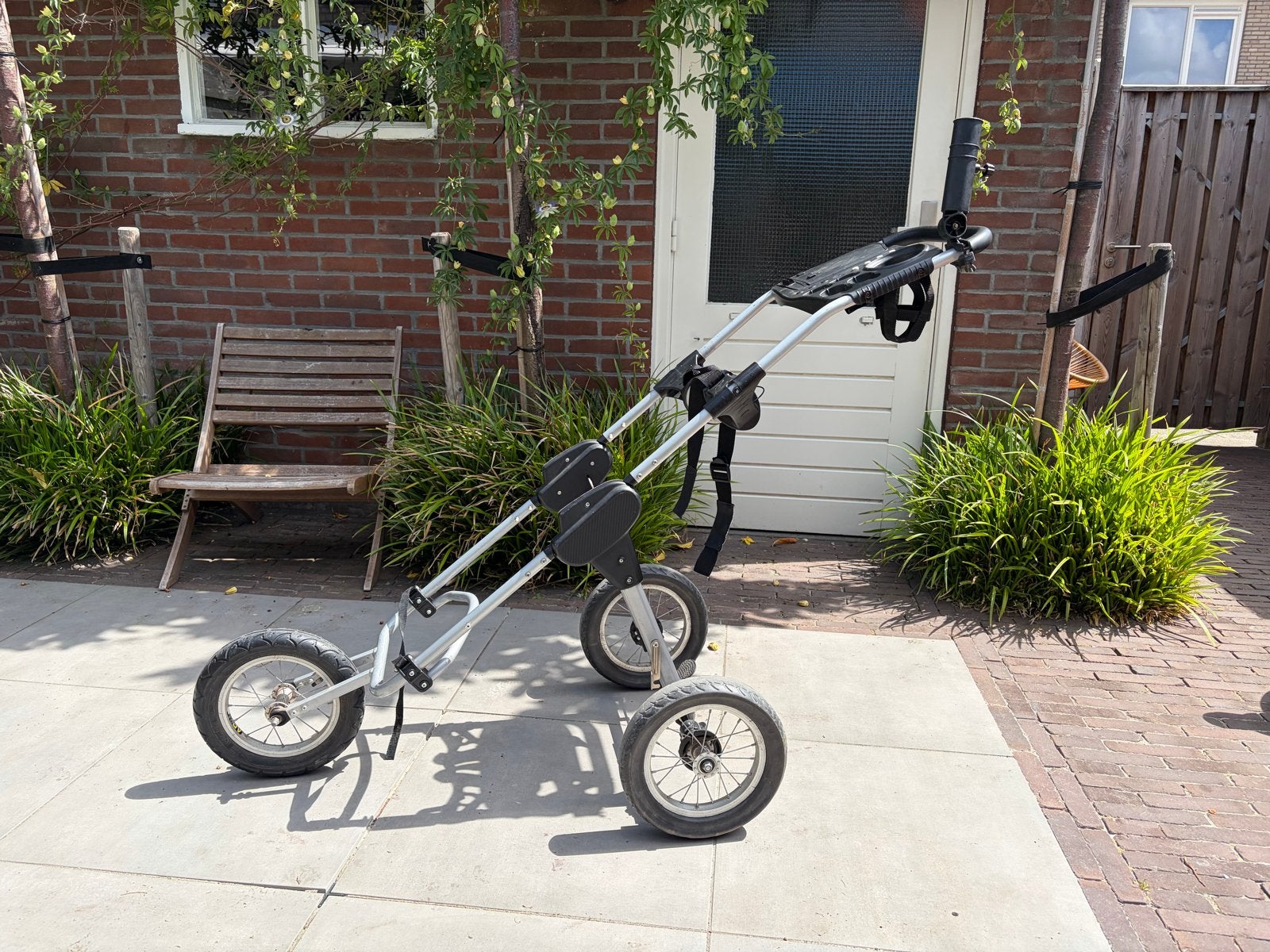 Golf trolley met parapluhouder, Ophalen, Gebruikt, Golfkar