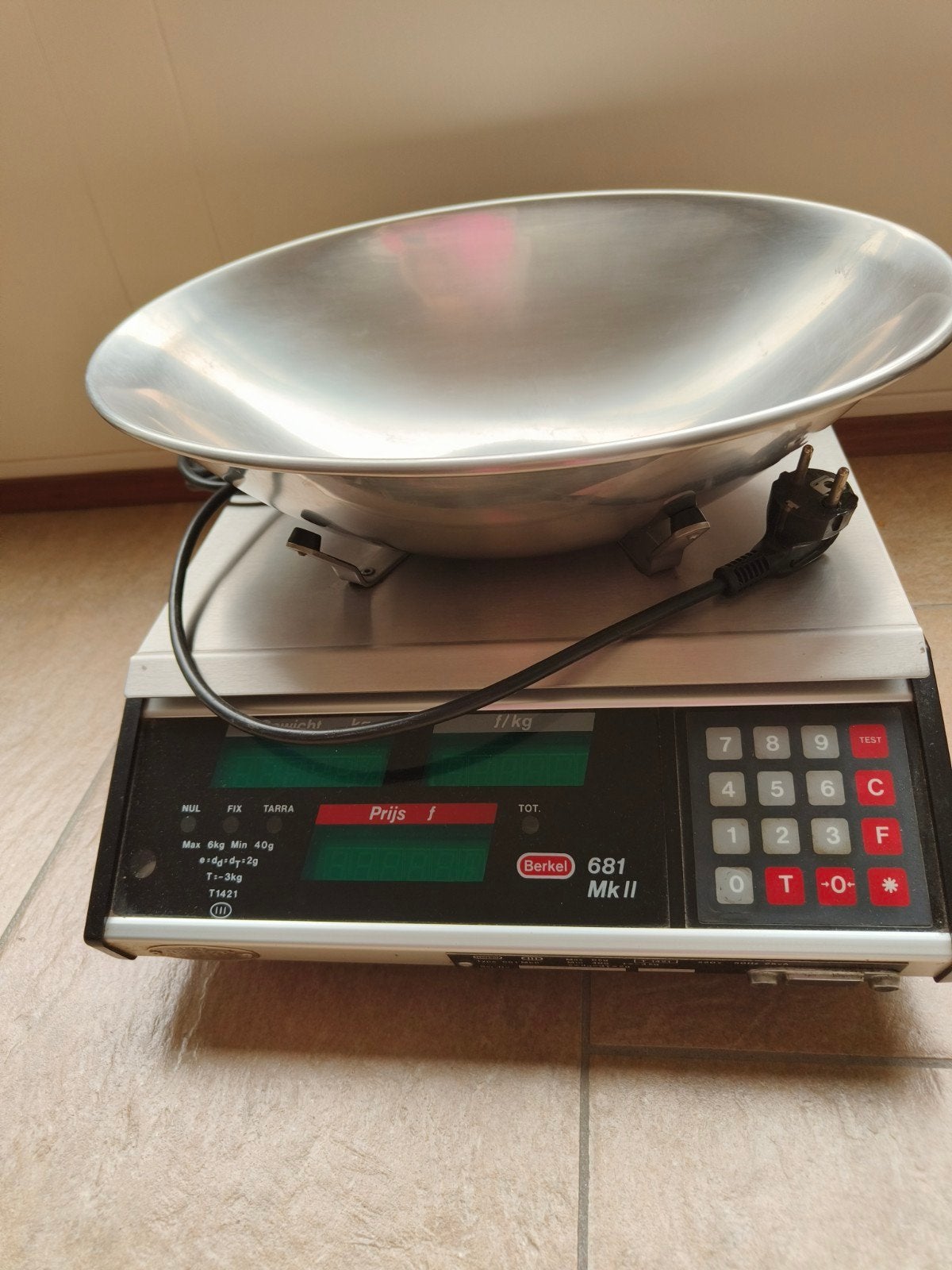 Berkel 681 MKII weegschaal., Witgoed en Apparatuur, Ophalen, Winkelweegschaal, Digitaal, 500 gram of grover