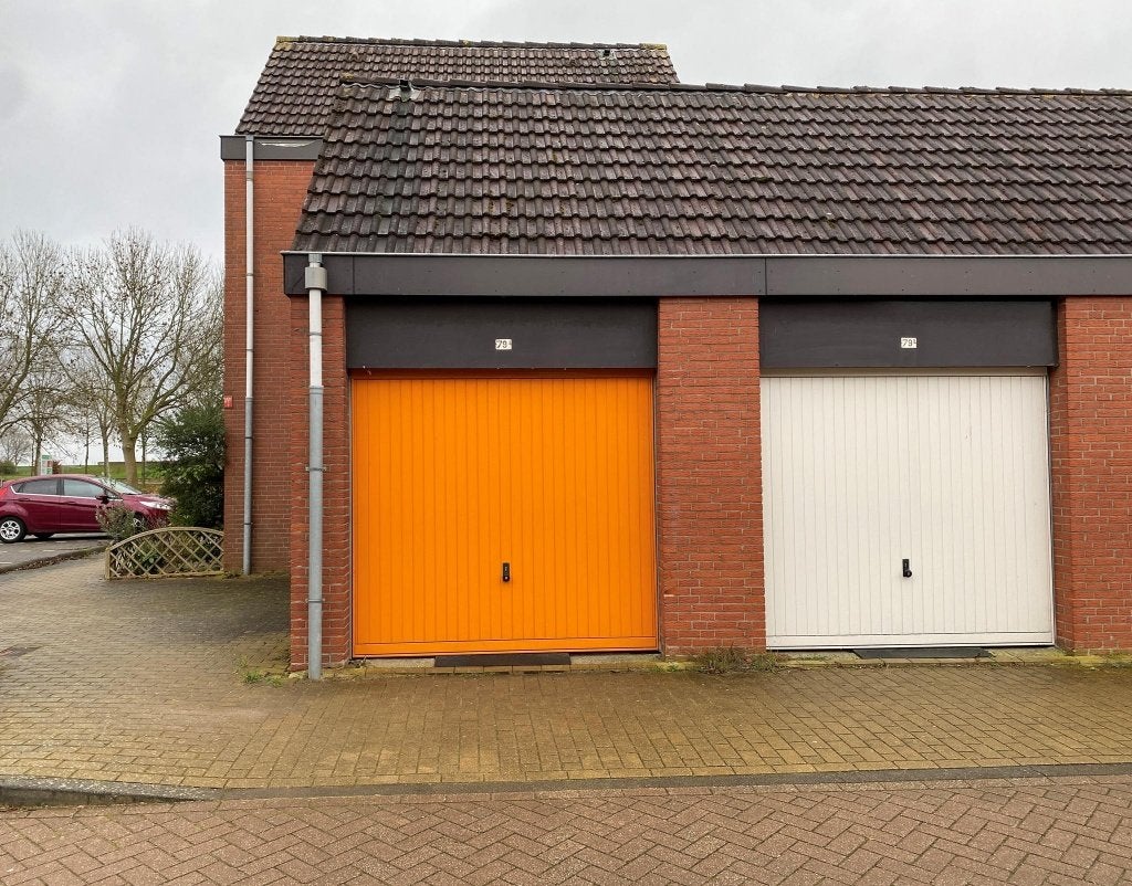 GARAGEBOX OPSLAG TE HUUR IN ALMERE HAVEN