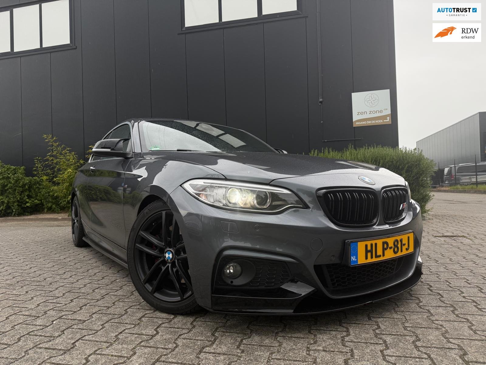 BMW 2-serie Coupé 230i Executive ( Inleveren met1 jaar APK, Auto's, Automaat, 1998 cc, Achterwielaandrijving, Gebruikt