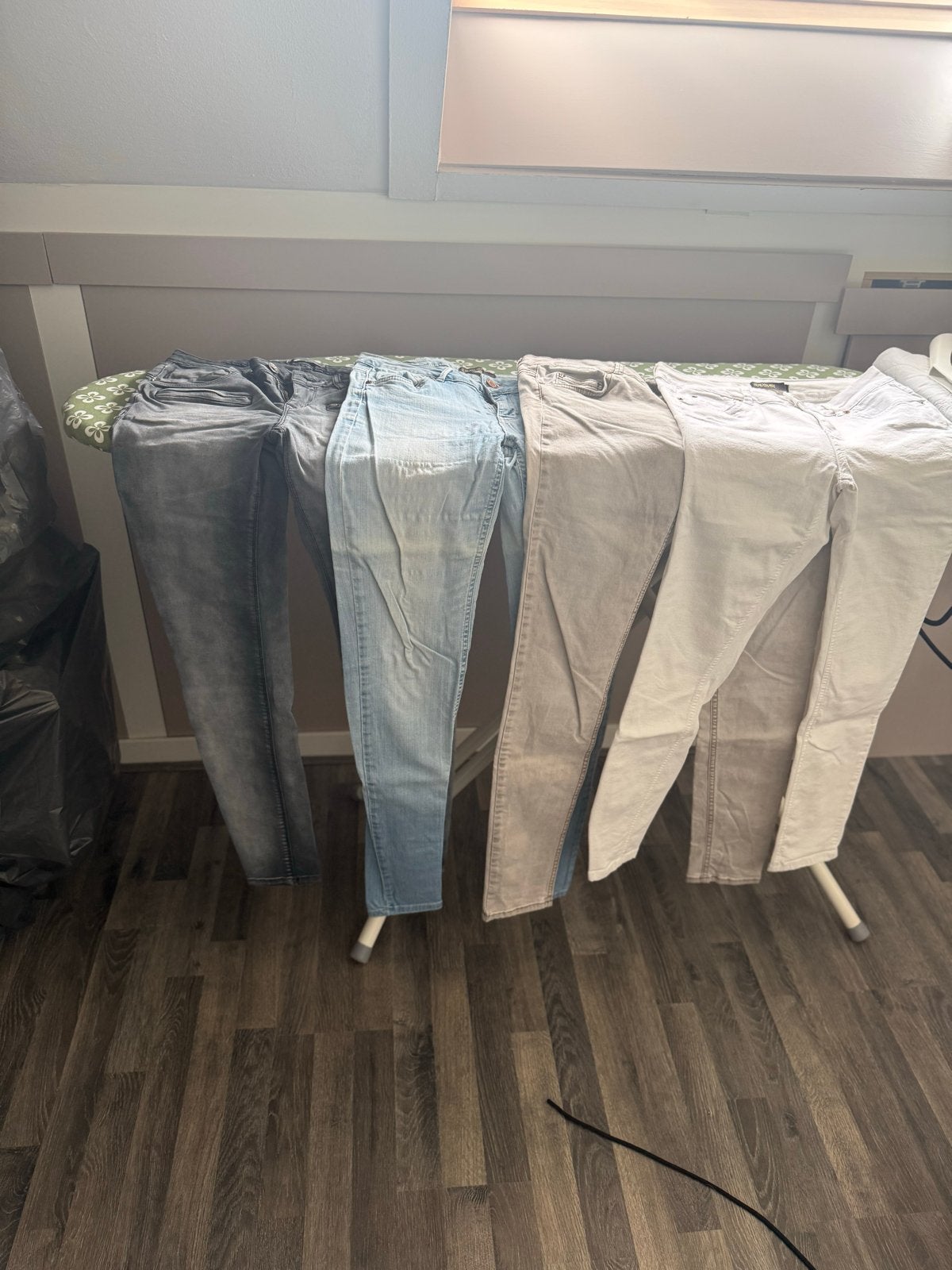 4 Skinny jeans, maat S/36 (Supertrash, Summum), Ophalen of Verzenden, Gedragen, Blauw, W28 - W29 (confectie 36)