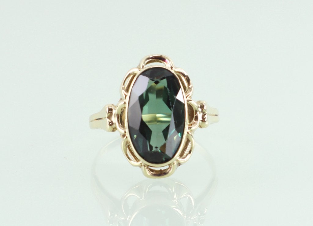 Vintage gouden ring donker groene spinel, Ophalen of Verzenden, Goud, Ring, Met edelsteen