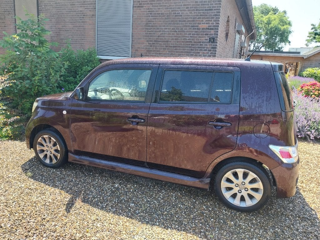 Daihatsu Materia 1.5 2007 Rood, 40 €/maand, 103 pk, Handgeschakeld, Grijs