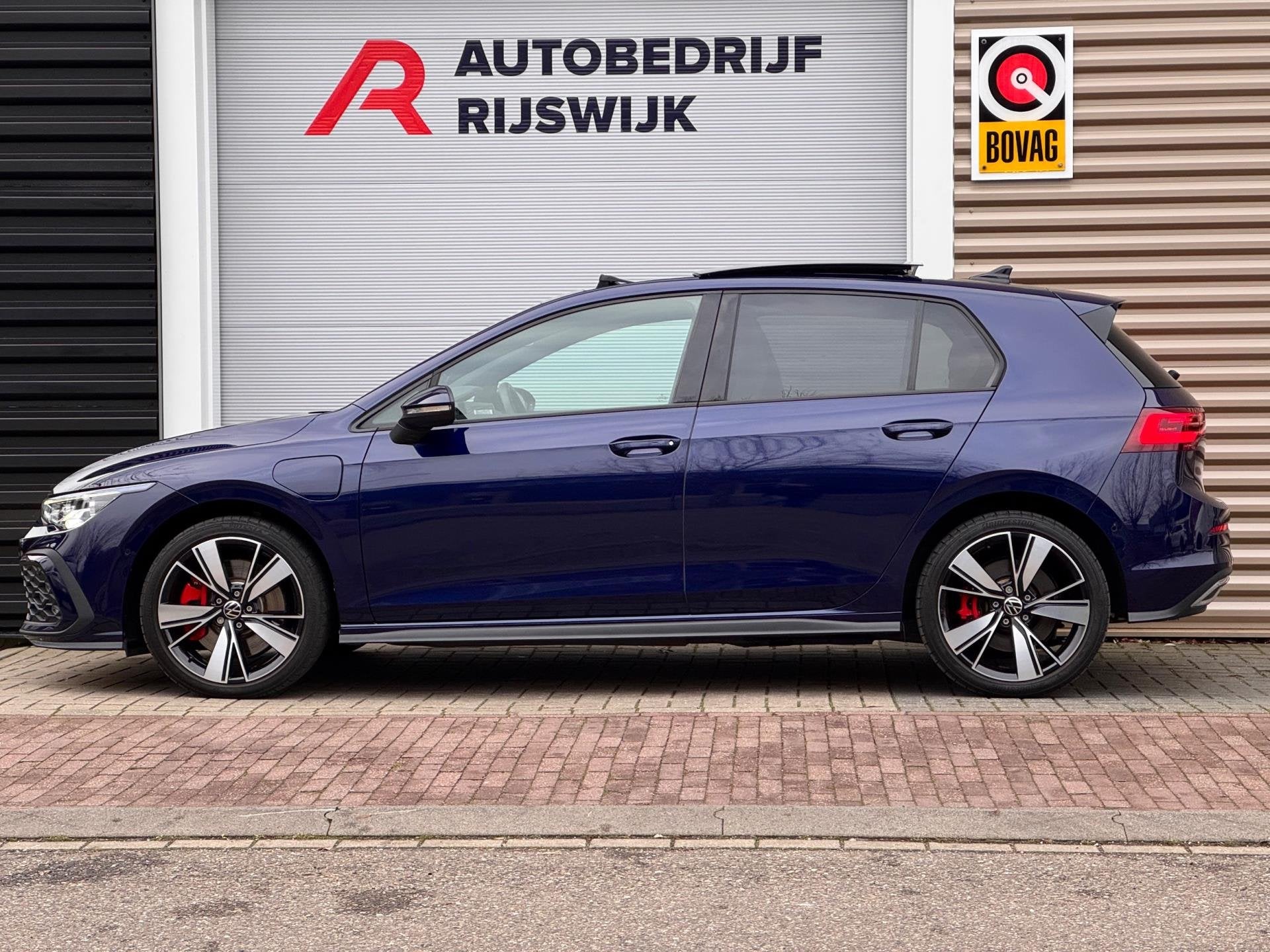 Volkswagen Golf 1.4 eHybrid GTE Leer/Pano/Matrix/HuD/Blindsp, 12 maanden, Gebruikt, Euro 6, 4 cilinders