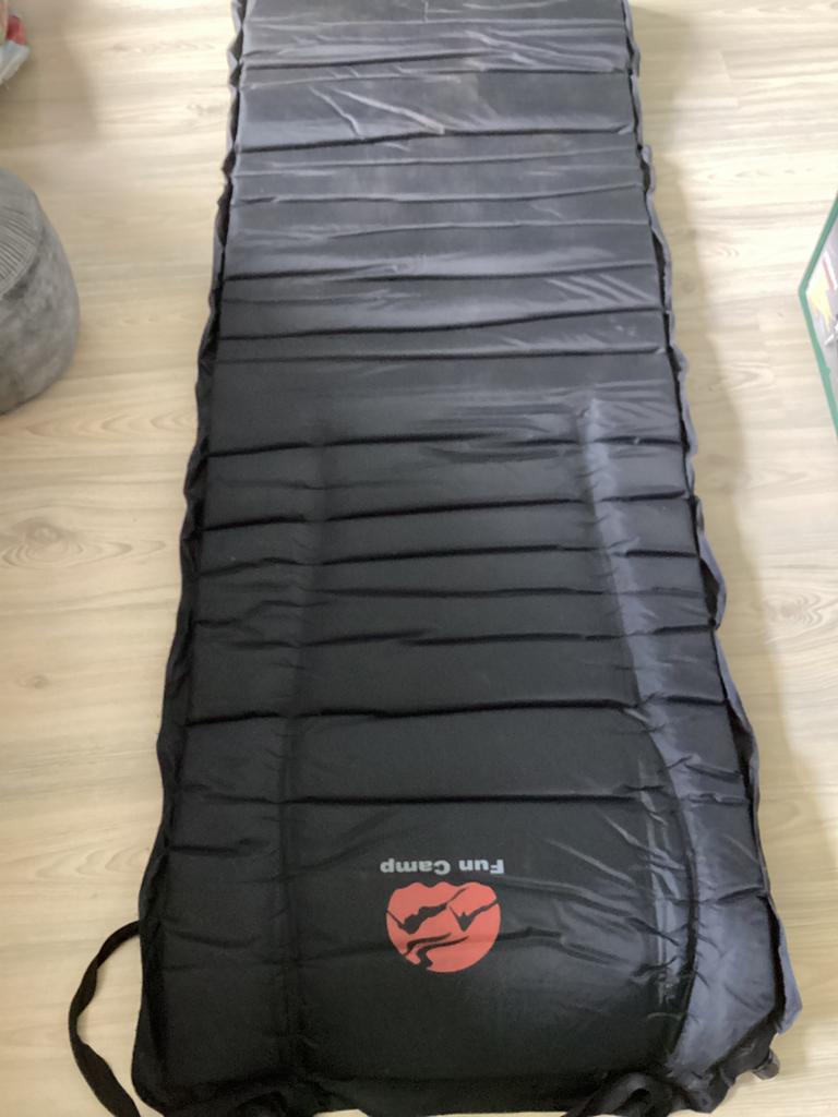 Zelfopbaasbare mat, Ophalen of Verzenden, Gebruikt