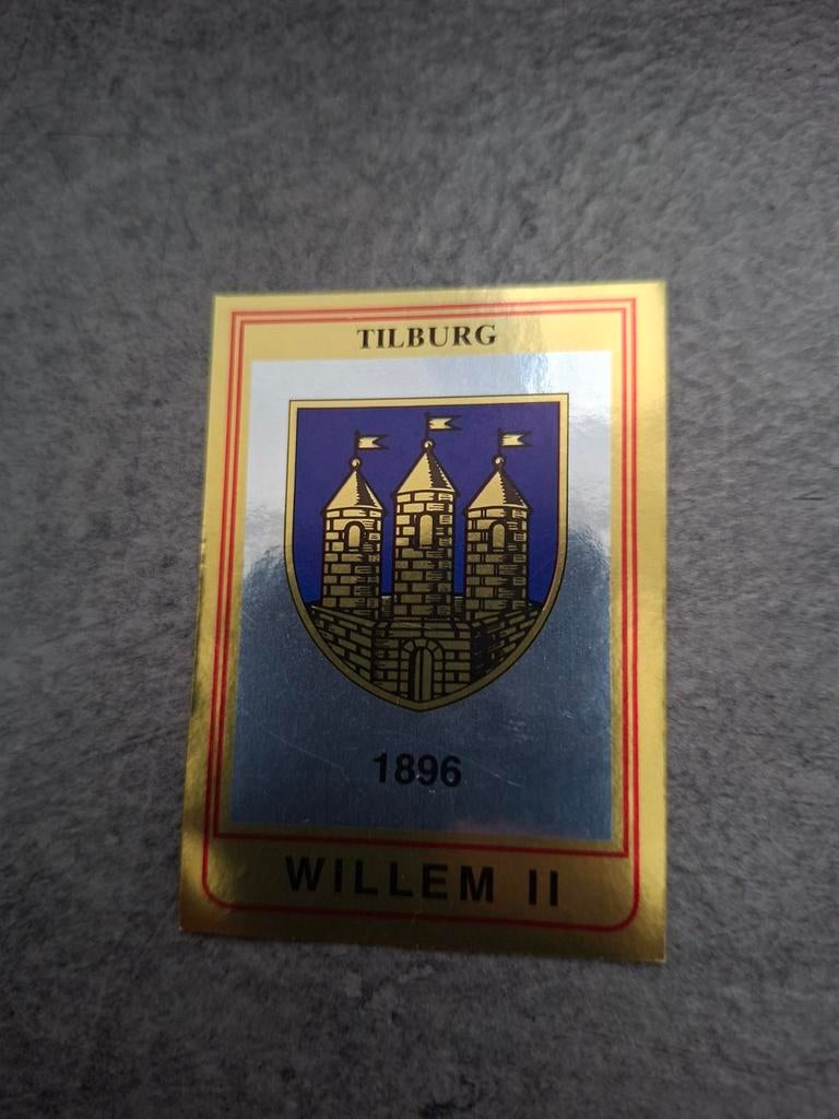 Panini sticker Voetbal 85. Embleem Willem II., Verzenden, Zo goed als nieuw, Sticker