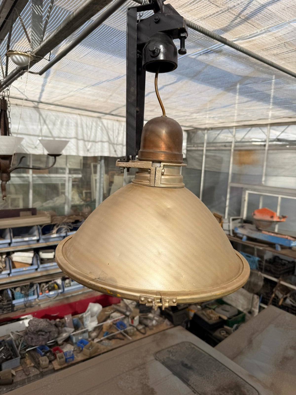 Lampen bar, Ophalen, Gebruikt
