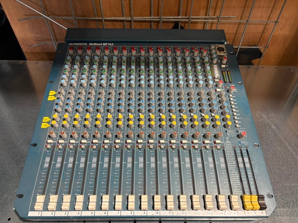 Allen & Heath MixWizard WZ3 16:2 analoge mengtafel, Verzenden, Gebruikt, 10 tot 20 kanalen, Microfooningang