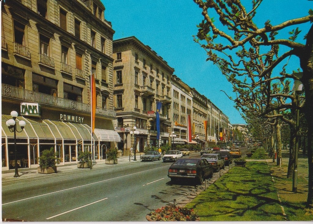 Duitsland, Wiesbaden met auto's , Rover SD1 model, Ophalen of Verzenden, 1960 tot 1980, Ongelopen, Duitsland