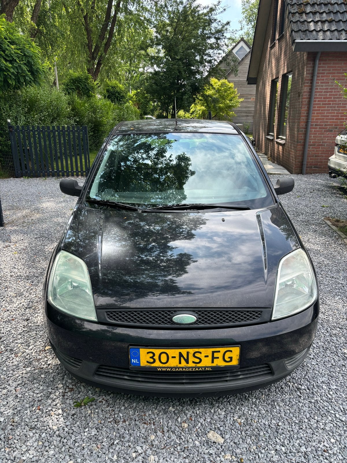 Ford Fiësta 1.25 16V 3DR 2004 Zwart, Voorwielaandrijving, 15 km/l, 1242 cc, 4 cilinders