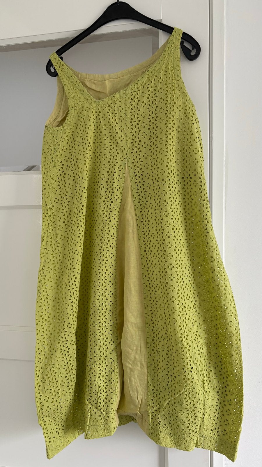 Lange zomerjurk pastel groen maat 40 kant linnen, Maat 38/40 (M), Verzenden, Zo goed als nieuw, Onder de knie