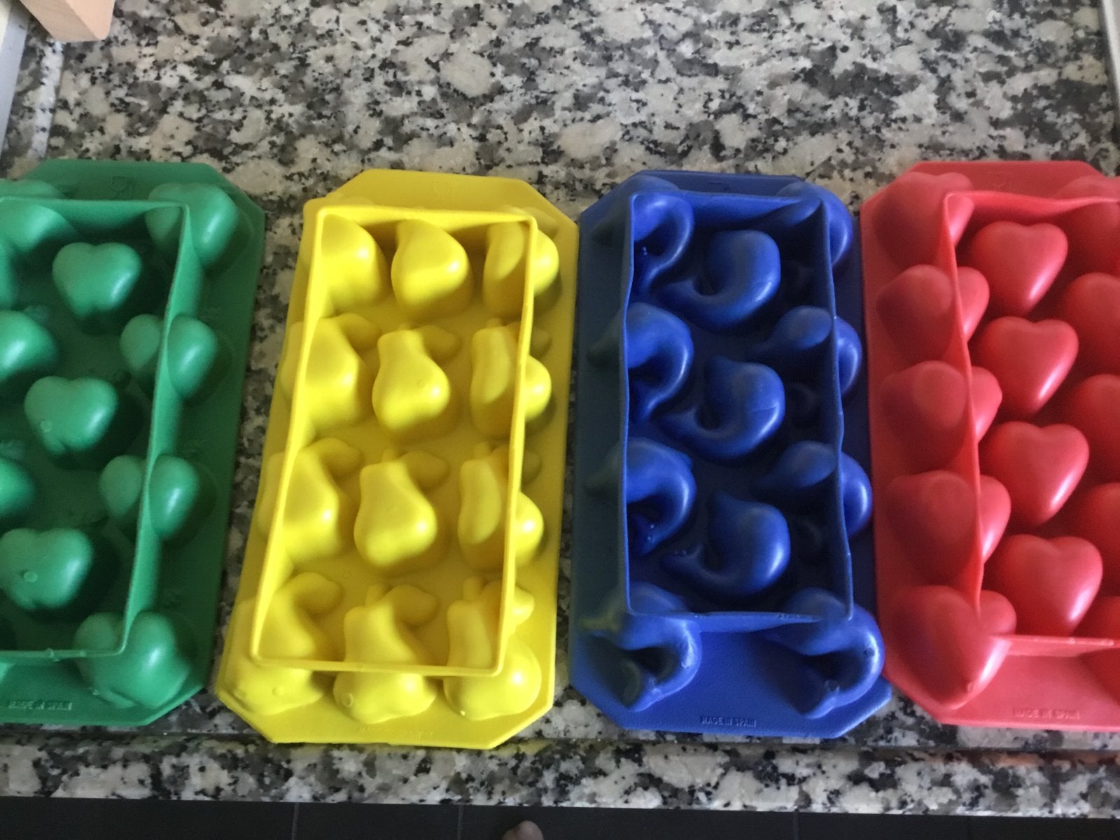 Lékué ijsblokjeshouder in verschillende vormen, Ophalen of Verzenden, Meerkleurig, Overige merken, Rubber/elastomeren